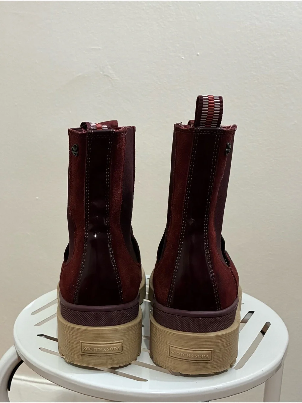Scotch & Soda burgundy suede